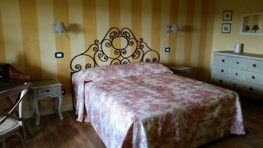 فيلا Cascina Rollone Rocchetta Tanaro المظهر الخارجي الصورة